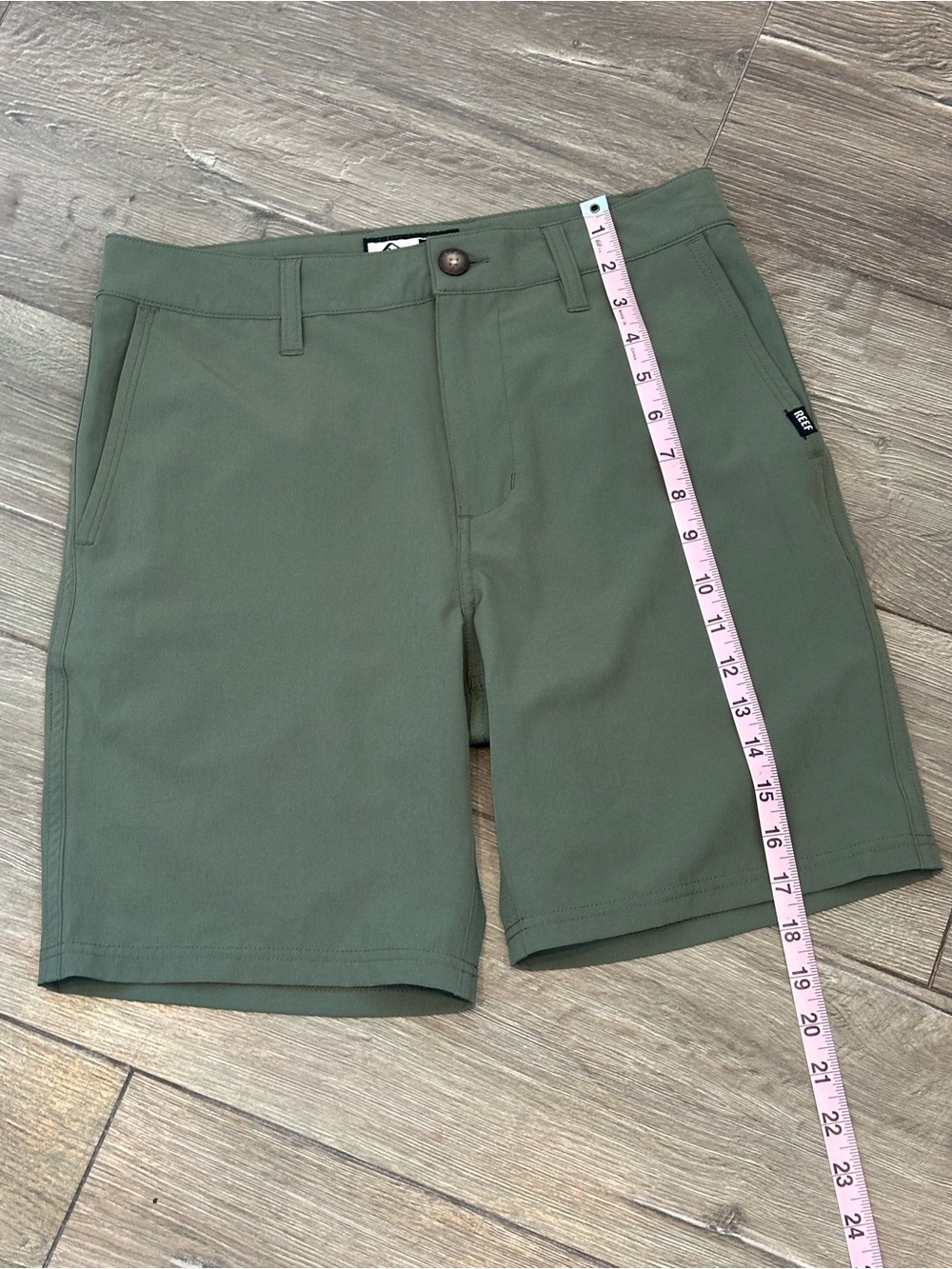 Reef Olive Green Men's Shorts - Picture 7 of 8